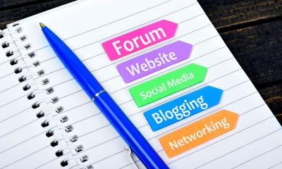 Managing your online presence - checklist Notebook with plans for online presence
